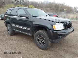 2007 Jeep Grand Cherokee Limited with VIN 1J8HR58P37C563388, listed as a IAAI auction lot 42055993 with 156,988 mi miles and . Bid and sale history available at DreamBid. Image 1.