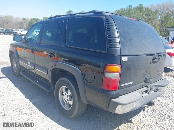 2002 Chevrolet Tahoe LT with VIN 1GNEC13Z42R245581, listed as a IAAI auction lot 41810788 with 228,166 mi miles. Bid and sale history available at carsss.com. Image 3.