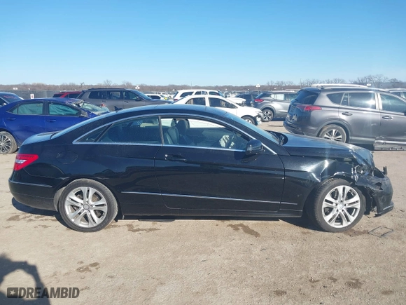 2011 Mercedes-Benz E-Class E 350 with VIN WDDKJ5GB7BF102508, listed as a IAAI auction lot 41685077 with 161,978 mi miles. Bid and sale history available at carsss.com. Image 12.