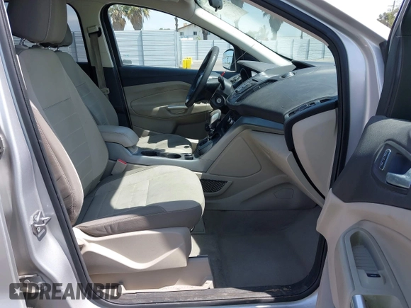 2015 Ford Escape SE with VIN 1FMCU9G93FUA26339, listed as a IAAI auction lot 42039281 with 185,729 mi miles and . Bid and sale history available at DreamBid. Image 5.