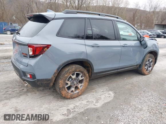 2022 Honda Passport TrailSport with VIN 5FNYF8H61NB018170, listed as a IAAI auction lot 41503190 with 21,469 mi miles and . Bid and sale history available at DreamBid. Image 4.