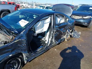 2022 Kia Forte LXS z VIN 3KPF24AD8NE441659, wystawiony jako IAAI lot #38457887 z przebiegiem 63 884 mil mil oraz . Historia ofert i sprzedaży dostępna na DreamBid. Obrazek 6.