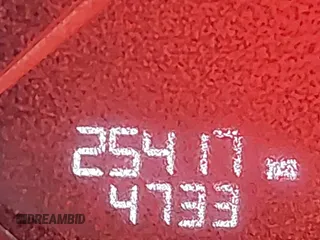 2020 Porsche Macan z VIN WP1AA2A55LLB05187, wystawiony jako IAAI lot #42037890 z przebiegiem 25 417 mil mil oraz . Historia ofert i sprzedaży dostępna na DreamBid. Obrazek 15.