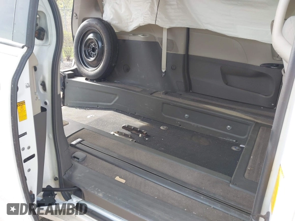 2014 Toyota Sienna LE AAS with VIN 5TDKK3DC0ES439163, listed as a IAAI auction lot 42155274 with Not provided miles and . Bid and sale history available at DreamBid. Image 8.
