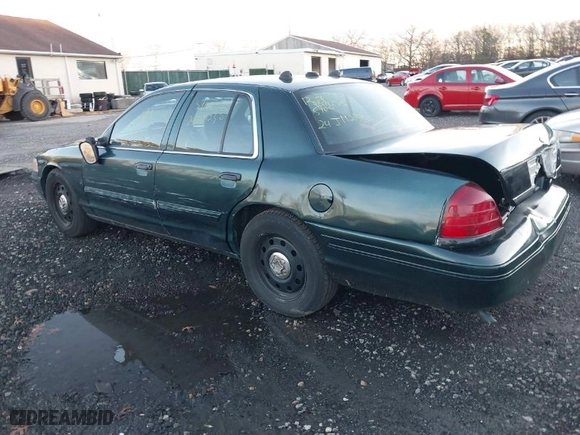 2010 Ford Police Interceptor with VIN 2FABP7BV5AX117099, listed as a IAAI auction lot 41233737 with 999,999 mi miles. Bid and sale history available at carsss.com. Image 13.