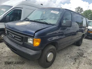 2003 Ford Econoline Passenger XL z VIN 1FBSS31L43HB78873, wystawiony jako Copart lot #53354665 z przebiegiem 271 466 mil mil oraz Szkody całkowita. Historia ofert i sprzedaży dostępna na DreamBid. Obrazek 1.