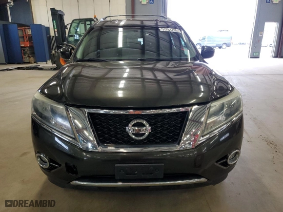 2015 Nissan Pathfinder SV with VIN 5N1AR2MM7FC652779, listed as a Copart auction lot 51761735 with 133,551 mi miles and Clean Title. Bid and sale history available at carsss.com. Image 5.