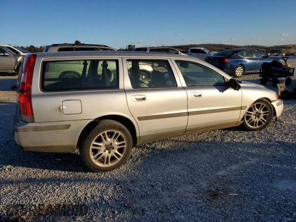 2002 Volvo V70 with VIN YV1SW58D021256528, listed as a Copart auction lot 87174134 with 184,399 mi miles and Salvage Title. Bid and sale history available at DreamBid. Image 3.