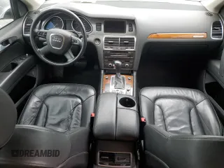 2010 Audi Q7 Premium z VIN WA1CMAFE5AD002356, wystawiony jako Copart lot #60822805 z przebiegiem 177 191 mil mil oraz Czysty tytuł • Clean title. Historia ofert i sprzedaży dostępna na DreamBid. Obrazek 8.