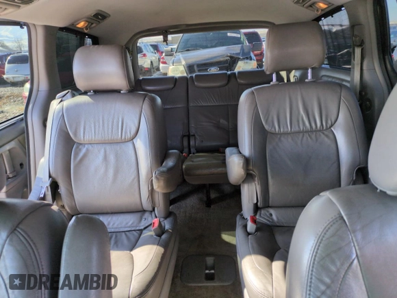 2006 Toyota Sienna XLE with VIN 5TDBA22C86S071218, listed as a Copart auction lot 46125575 with 205,953 mi miles and Salvage Title. Bid and sale history available at carsss.com. Image 10.
