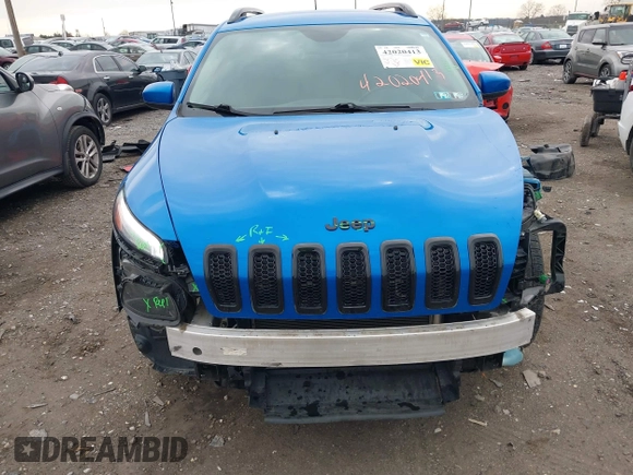 2018 Jeep Cherokee Latitude Tech Connect z VIN 1C4PJLCB0JD595520, wystawiony jako IAAI lot #42020413 z przebiegiem 79 910 mil mil oraz . Historia ofert i sprzedaży dostępna na DreamBid. Obrazek 13.