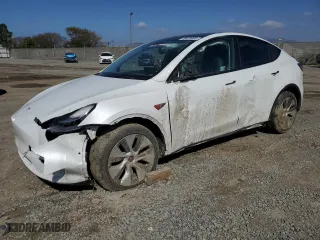 2022 Tesla Model Y Long Range with VIN 7SAYGDEE1NF455171, listed as a Copart auction lot 49429085 with 41,361 mi miles and Salvage Title. Bid and sale history available at carsss.com. Image 1.