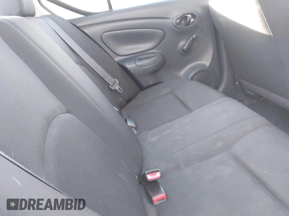 2016 Nissan Versa SV with VIN 3N1CN7AP9GL826414, listed as a IAAI auction lot 41240500 with 94,988 mi miles. Bid and sale history available at carsss.com. Image 8.