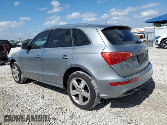 2011 Audi Q5 3.2L Premium Plus with VIN WA1DKAFP6BA090980, listed as a Copart auction lot 44116825 with 0 mi miles and Salvage Title. Bid and sale history available at carsss.com. Image 2.
