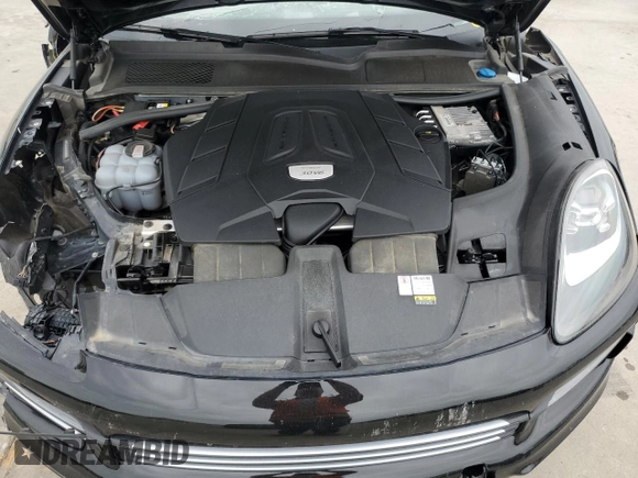 2022 Porsche Cayenne Turbo S E-Hybrid with VIN WP1AA2AY2NDA03689, listed as a Copart auction lot 52295104 with Not provided miles and Non repairable. Bid and sale history available at DreamBid. Image 13.