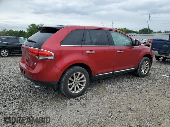 2011 Lincoln MKX z VIN 2LMDJ8JK1BBJ11607, wystawiony jako Copart lot #57126765 z przebiegiem 75 940 mil mil oraz Szkoda całkowita • Salvage title. Historia ofert i sprzedaży dostępna na DreamBid. Obrazek 3.