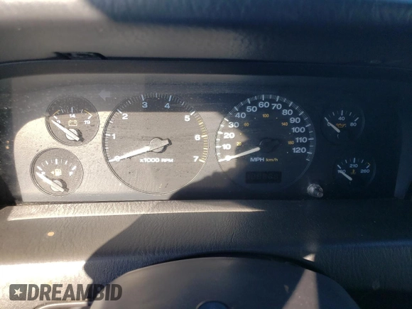 1999 Jeep Grand Cherokee Limited with VIN 1J4GW68N8XC770353, listed as a Copart auction lot 74670614 with Not provided miles and Non repairable. Bid and sale history available at DreamBid. Image 9.