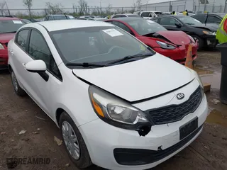 2013 Kia Rio LX with VIN KNADM4A33D6221727, listed as a IAAI auction lot 42012553 with 88,785 mi miles. Bid and sale history available at carsss.com. Image 1.