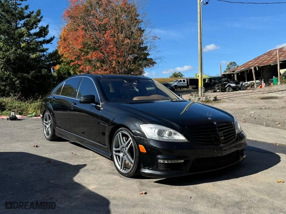 2011 Mercedes-Benz S-Class S 63 AMG with VIN WDDNG7EB1BA371448, listed as a Copart auction lot 75099424 with 193,272 mi miles and Clean Title. Bid and sale history available at carsss.com. Image 1.