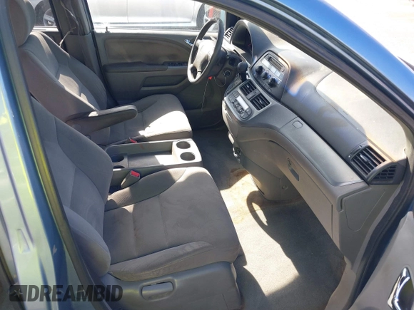2008 Honda Odyssey EX with VIN 5FNRL38488B025930, listed as a IAAI auction lot 41062184 with 203,142 mi miles and . Bid and sale history available at DreamBid. Image 5.