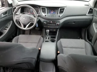 2017 Hyundai Tucson SE with VIN KM8J23A48HU291624, listed as a Copart auction lot 43075805 with 86,670 mi miles and Salvage Title. Bid and sale history available at carsss.com. Image 8.