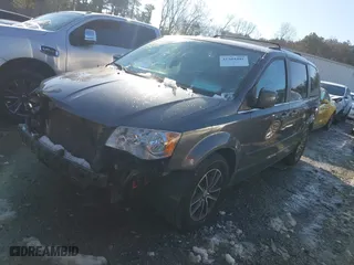 2017 Dodge Grand Caravan SXT with VIN 2C4RDGCG8HR818123, listed as a IAAI auction lot 41304401 with 164,236 mi miles. Bid and sale history available at carsss.com. Image 17.