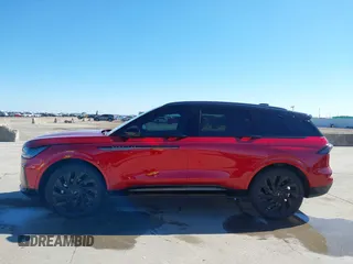 2024 Lincoln Nautilus Reserve с VIN 5LMPJ8K4XRJ851572, выставлен на аукционе IAAI как лот 41643399 с пробегом 12 782 миль миль и . История ставок и продаж доступна на DreamBid. Изображение 15.
