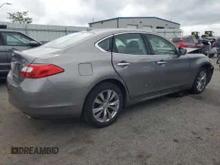 2013 Infiniti M with VIN JN1BY1AR4DM601451, listed as a Copart auction lot 65723894 with 129,872 mi miles and Clean Title. Bid and sale history available at DreamBid. Image 3.