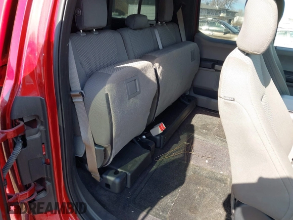 2016 Ford F-150 XLT with VIN 1FTFX1EG3GFD41711, listed as a IAAI auction lot 41639232 with 41,426 mi miles. Bid and sale history available at carsss.com. Image 8.