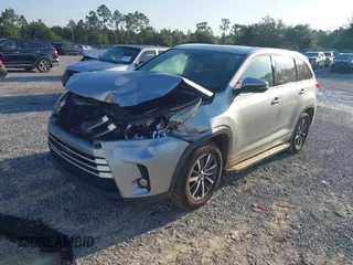2018 Toyota Highlander SE with VIN 5TDKZRFH7JS531369, listed as a IAAI auction lot 42671645 with 130,222 mi miles and . Bid and sale history available at DreamBid. Image 17.