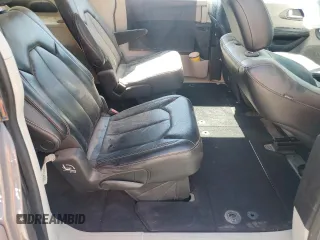 2022 Chrysler Pacifica Touring L z VIN 2C4RC1BG0NR168300, wystawiony jako Copart lot #57766004 z przebiegiem Nie podano mil oraz Nie do naprawy • Non repairable. Historia ofert i sprzedaży dostępna na DreamBid. Obrazek 10.