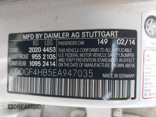 2014 Mercedes-Benz C 250 Sport with VIN WDDGF4HB5EA947035, listed as a IAAI auction lot 42538526 with 119,858 mi miles and . Bid and sale history available at DreamBid. Image 9.