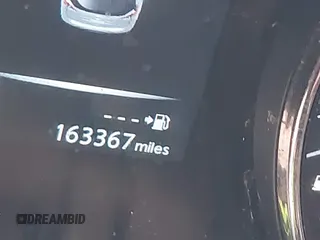 2017 Nissan Rogue SV z VIN KNMAT2MT3HP557211, wystawiony jako IAAI lot #41630119 z przebiegiem 163 367 mil mil oraz . Historia ofert i sprzedaży dostępna na DreamBid. Obrazek 16.