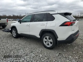 2020 Toyota RAV4 XLE with VIN 2T3P1RFV5LC070811, listed as a Copart auction lot 52326875 with 49,333 mi miles and Salvage Title. Bid and sale history available at carsss.com. Image 2.
