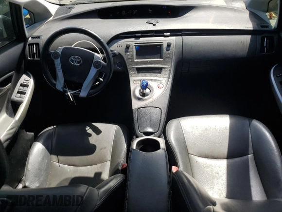 2013 Toyota Prius One with VIN JTDKN3DUXD5648916, listed as a Copart auction lot 64271535 with 249,001 mi miles and Salvage title. Bid and sale history available at DreamBid. Image 8.