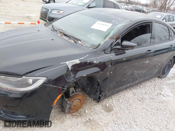 2016 Chrysler 200 S with VIN 1C3CCCBBXGN115906, listed as a IAAI auction lot 41510767 with 211,936 mi miles. Bid and sale history available at carsss.com. Image 6.