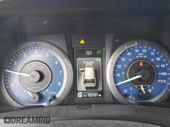 2019 Toyota Sienna XLE with VIN 5TDDZ3DC5KS221137, listed as a Copart auction lot 60358185 with 105,767 mi miles and Salvage title. Bid and sale history available at DreamBid. Image 9.