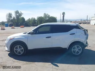 2022 Nissan Kicks S with VIN 3N1CP5BV1NL498639, listed as a IAAI auction lot 41680019 with 32,281 mi miles. Bid and sale history available at carsss.com. Image 15.
