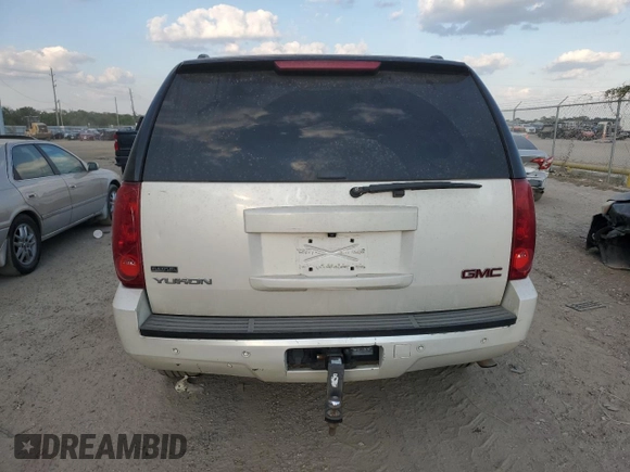 2012 GMC Yukon SLT with VIN 1GKS1CE03CR287810, listed as a Copart auction lot 73743304 with 206,122 mi miles and Salvage Title. Bid and sale history available at carsss.com. Image 6.