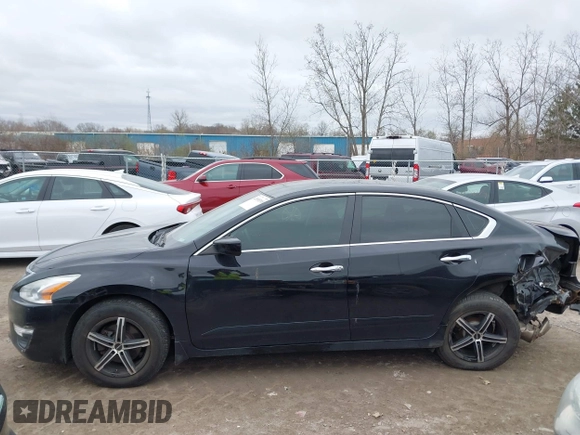 2014 Nissan Altima SV with VIN 1N4AL3AP8EN385266, listed as a IAAI auction lot 42050393 with 83,664 mi miles and . Bid and sale history available at carsss.com. Image 14.