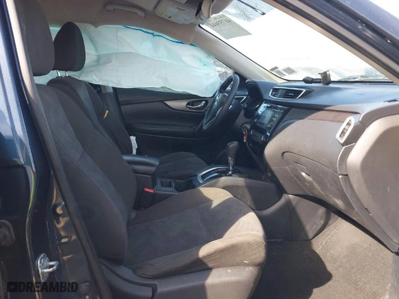 2016 Nissan Rogue SV with VIN KNMAT2MV2GP664931, listed as a IAAI auction lot 41753044 with 186,253 mi miles. Bid and sale history available at carsss.com. Image 5.