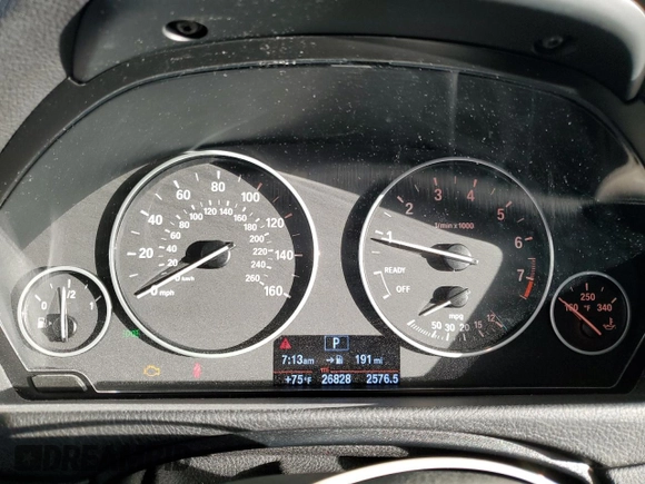 2018 BMW 3 Series 320i z VIN WBA8A9C53JAH13580, wystawiony jako Copart lot #74579773 z przebiegiem 26 828 mil mil oraz Nie do naprawy • Non repairable. Historia ofert i sprzedaży dostępna na DreamBid. Obrazek 9.