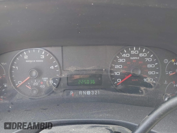2005 Ford Super Duty F-250 XL with VIN 1FTSX21P65EA38063, listed as a IAAI auction lot 42159568 with 225,036 mi miles. Bid and sale history available at carsss.com. Image 7.