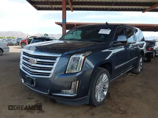 2019 Cadillac Escalade ESV Platinum z VIN 1GYS4KKJ5KR194810, wystawiony jako IAAI lot #42360267 z przebiegiem 106 662 mil mil oraz . Historia ofert i sprzedaży dostępna na DreamBid. Obrazek 17.
