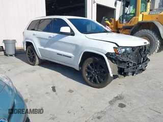 2017 Jeep Grand Cherokee Altitude z VIN 1C4RJFAG2HC910925, wystawiony jako IAAI lot #41790099 z przebiegiem 149 360 mil mil oraz . Historia ofert i sprzedaży dostępna na DreamBid. Obrazek 1.
