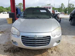 2005 Chrysler Sebring Limited with VIN 1C3EL65R55N705544, listed as a IAAI auction lot 42047691 with 141,136 mi miles and . Bid and sale history available at DreamBid. Image 12.