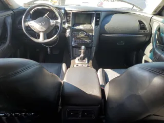 2016 Infiniti QX70 z VIN JN8CS1MW2GM751247, wystawiony jako Copart lot #44901785 z przebiegiem 83 920 mil mil oraz Szkoda całkowita • Salvage title. Historia ofert i sprzedaży dostępna na DreamBid. Obrazek 8.
