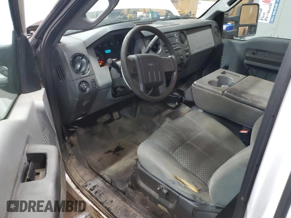 2015 Ford Super Duty F-250 SRW XL with VIN 1FTBF2A65FEA09262, listed as a Copart auction lot 77424984 with 316,455 mi miles and Clean Title. Bid and sale history available at carsss.com. Image 8.
