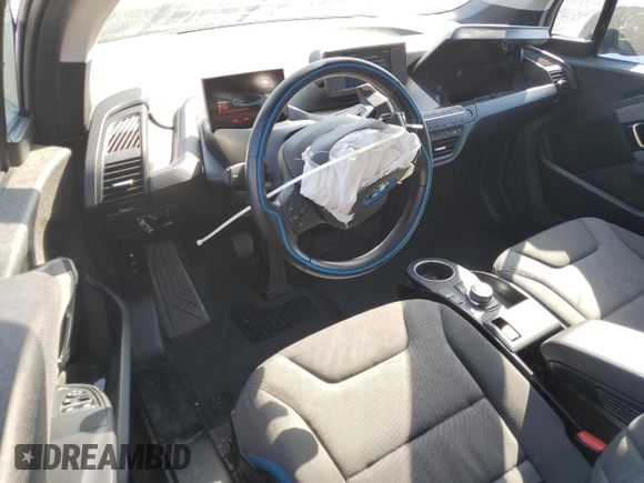 2019 BMW i3 z VIN WBY8P4C58K7D21938, wystawiony jako Copart lot #53916115 z przebiegiem 39 420 mil mil oraz Szkoda całkowita • Salvage title. Historia ofert i sprzedaży dostępna na DreamBid. Obrazek 8.