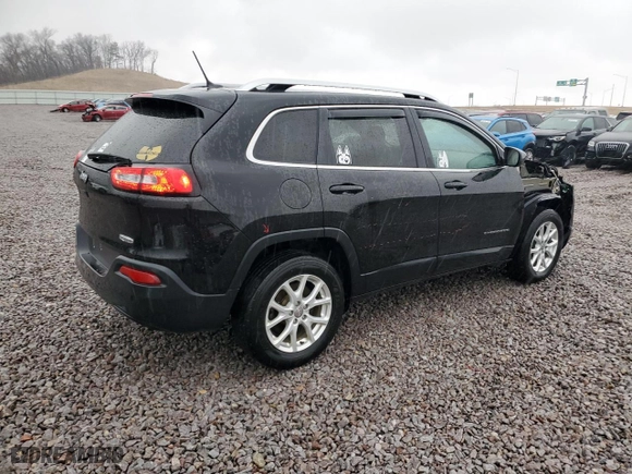 2018 Jeep Cherokee Latitude with VIN 1C4PJMCB2JD614848, listed as a Copart auction lot 48870545 with 101,431 mi miles and Clean Title. Bid and sale history available at carsss.com. Image 3.